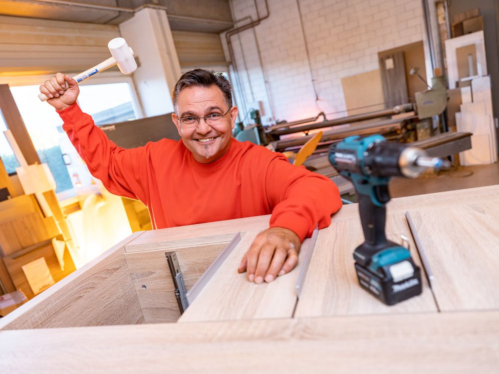 Ausbildung zur Fachkraft für die Möbelmontage (FMKU)